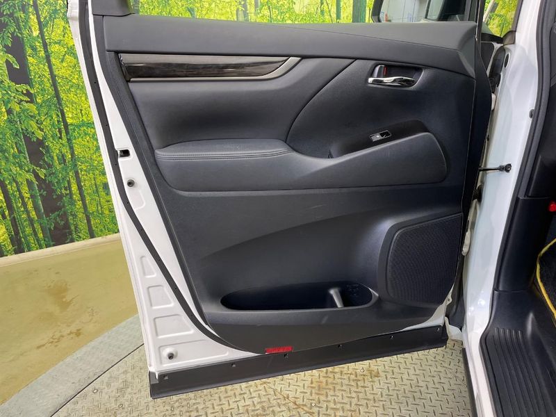2017 Toyota Vellfire DBA-AGH30W (UW-6aaa073d2814d)[8]