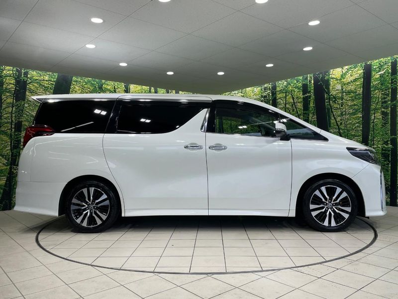 2022 Toyota Alphard 3BA-AGH30W (UW-6aaa074ba40d2)[17]
