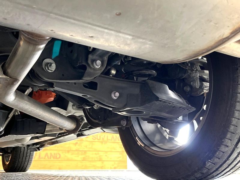 2021 Toyota Harrier Hybrid 6AA-AXUH80 (UW-6aaa077b14ac3)[5]