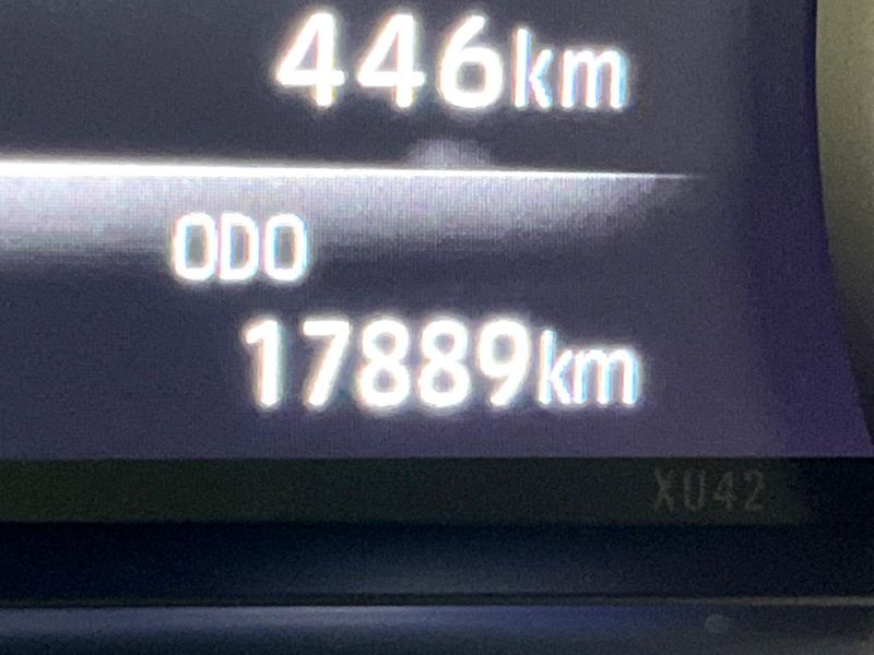 2021 Toyota Harrier Hybrid 6AA-AXUH80 (UW-6aaa077b14ac3)[2]