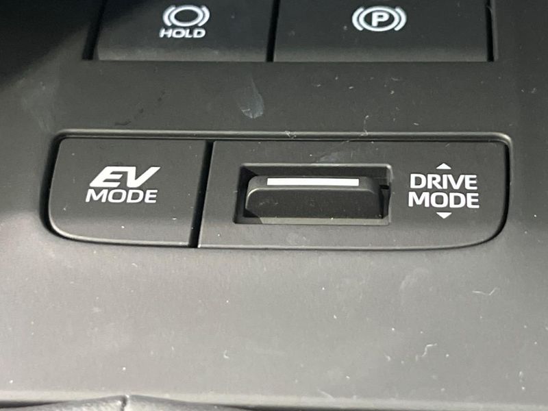 2025 Toyota Harrier Hybrid 6AA-AXUH80 (UW-6aaa07865d573)[29]