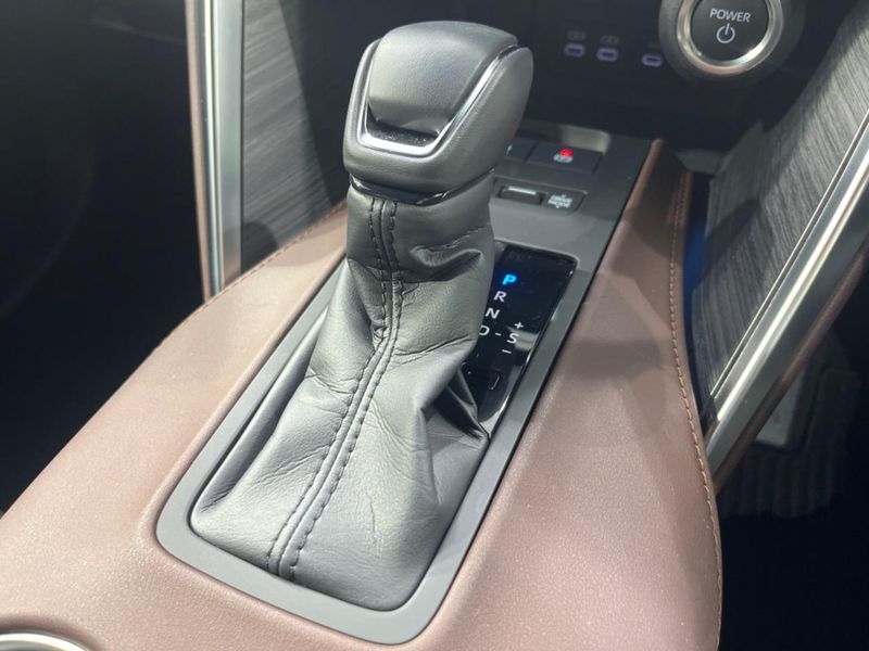 2025 Toyota Harrier Hybrid 6AA-AXUH80 (UW-6aaa07865d573)[26]