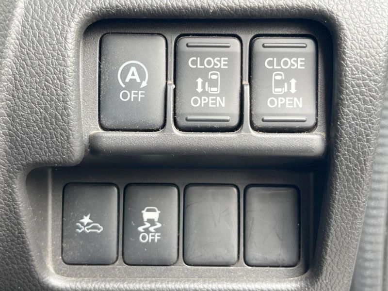 2017 Mitsubishi eK Space Custom DBA-B11A (UW-6aaa07a205f1d)[24]