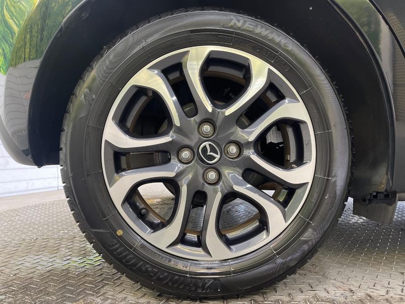 2017 Mazda Demio LDA-DJ5FS (UW-6aaa07faba831)[10]