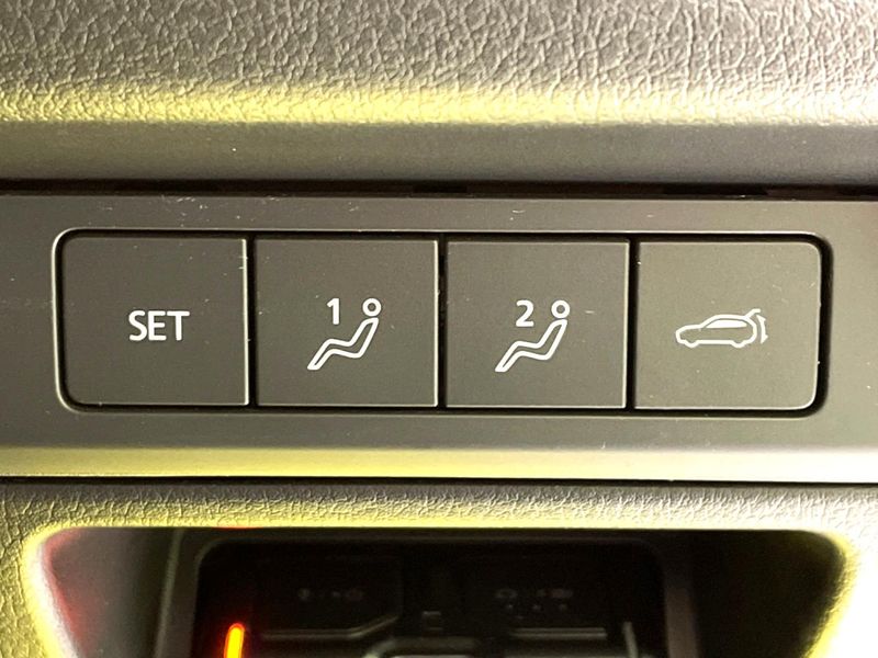 2019 Mazda CX-30 5BA-DMEP (UW-6aaa080445c22)[19]
