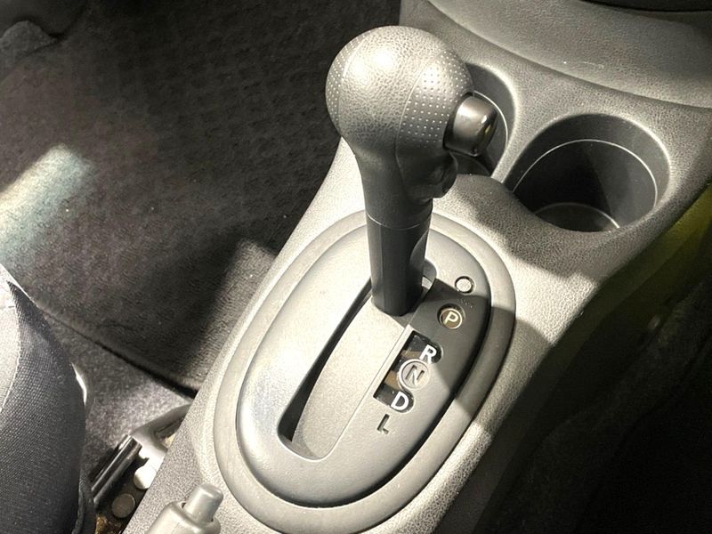 2013 Nissan Note DBA-E12 (UW-6aaa080cbfe40)[27]
