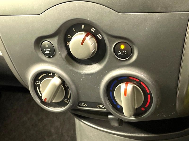 2013 Nissan Note DBA-E12 (UW-6aaa080cbfe40)[26]