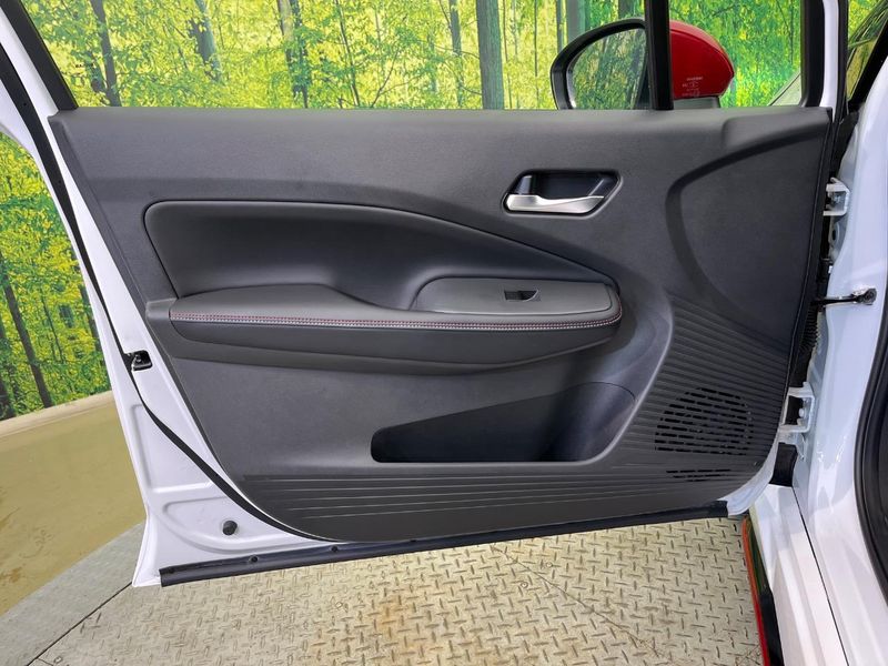 2024 Nissan Aura 6AA-FE13 (UW-6aaa082190f74)[9]