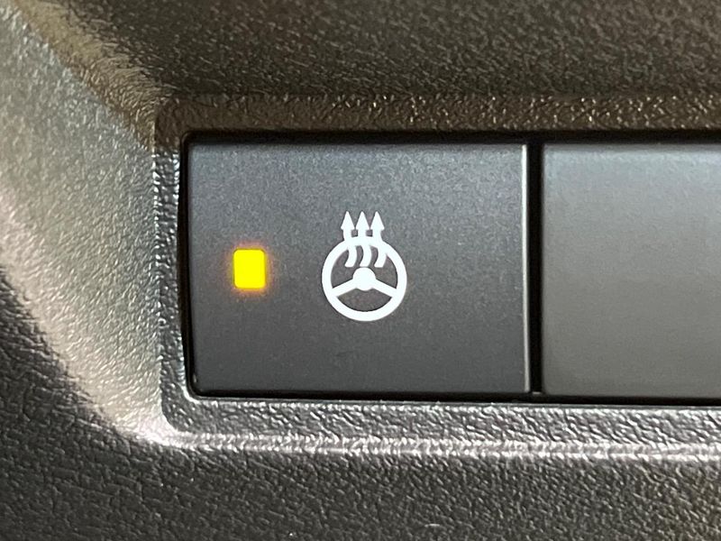 2024 Nissan Aura 6AA-FE13 (UW-6aaa082190f74)[27]