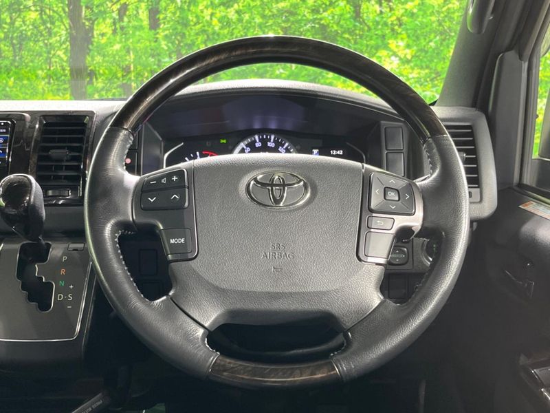 2020 Toyota Hiace Van QDF-GDH201V (UW-6aaa08344cf25)[29]