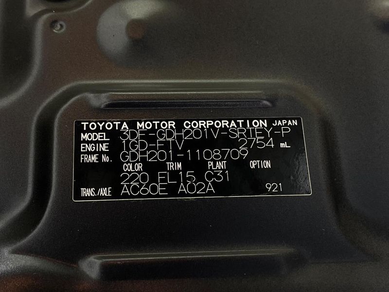2024 Toyota Hiace Van 3DF-GDH201V (UW-6aaa08350ac62)[1]