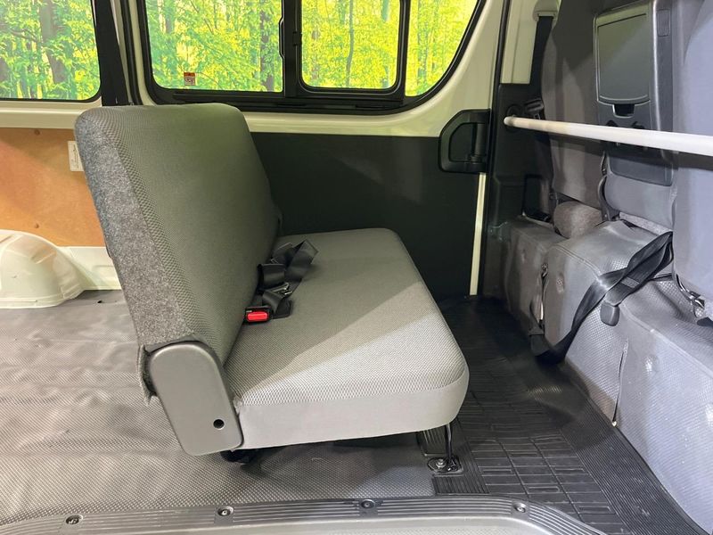 2025 Toyota Hiace Van 3DF-GDH201V (UW-6aaa0835efcdb)[22]