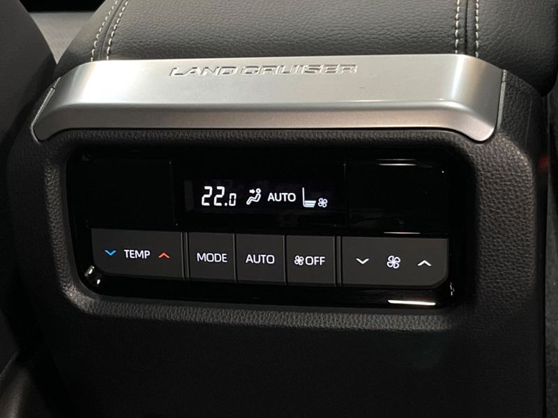 2024 Toyota Land Cruiser 250 3DA-GDJ250W (UW-6aaa0839ac588)[25]
