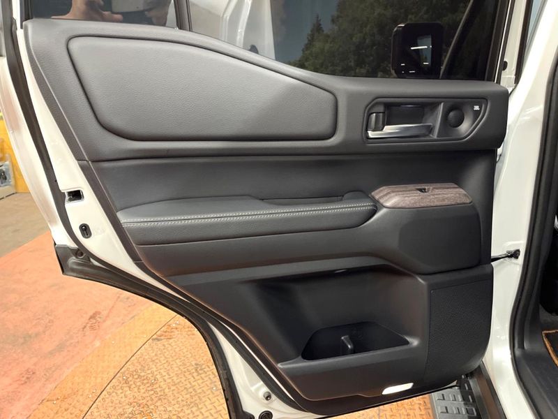 2024 Toyota Land Cruiser 250 3DA-GDJ250W (UW-6aaa0839ac588)[7]