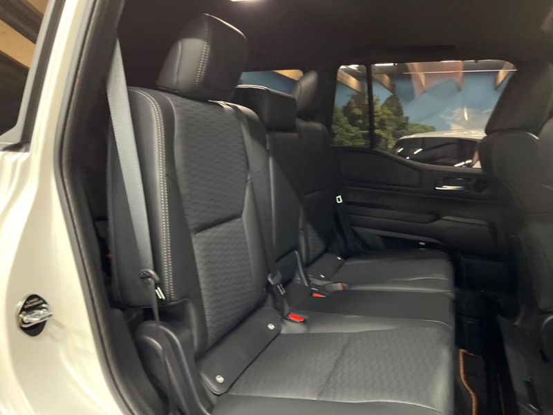 2024 Toyota Land Cruiser 250 3DA-GDJ250W (UW-6aaa0839ac588)[23]