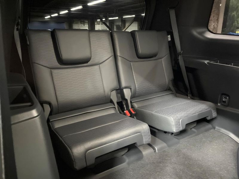 2024 Toyota Land Cruiser 250 3DA-GDJ250W (UW-6aaa0839ac588)[24]