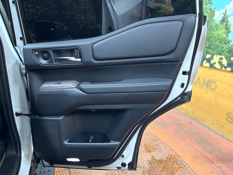 2024 Toyota Land Cruiser 250 3DA-GDJ250W (UW-6aaa0839ac588)[20]