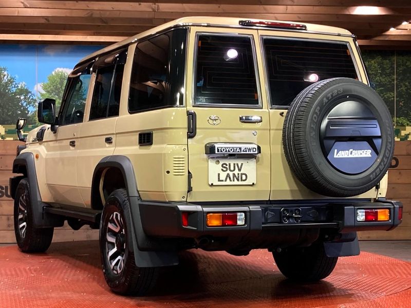 2025 Toyota Land Cruiser 70 3DA-GDJ76W (UW-6aaa083c36d82)[18]