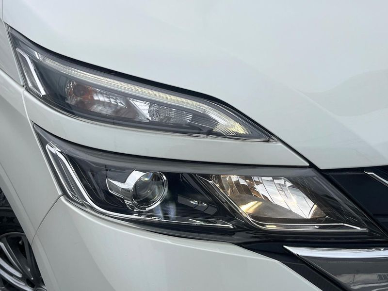 2017 Nissan Serena DAA-GFC27 (UW-6aaa0840064e1)[9]