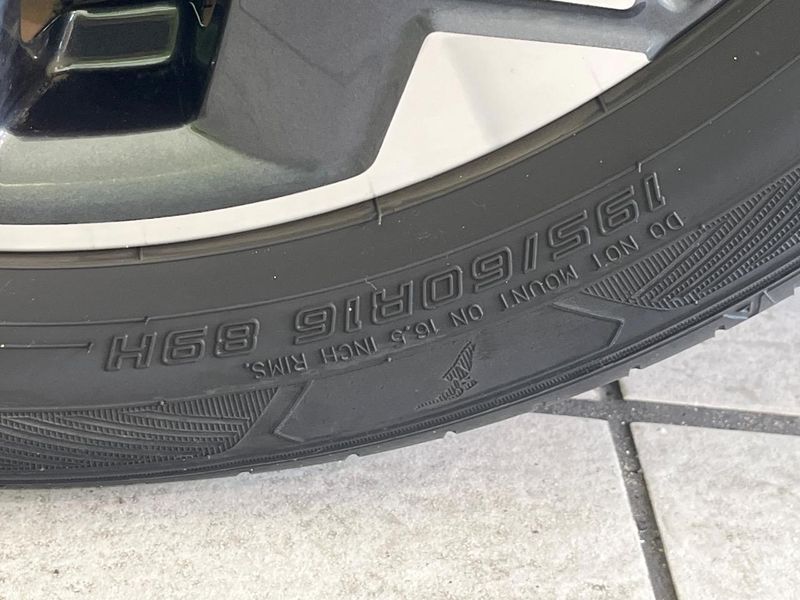 2019 Nissan Serena DAA-GFC27 (UW-6aaa08459522f)[5]