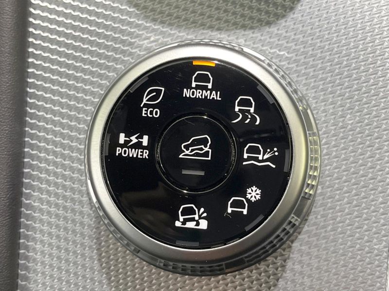 2022 Mitsubishi OUTLANDER PHEV 5LA-GN0W (UW-6aaa0858c603f)[29]
