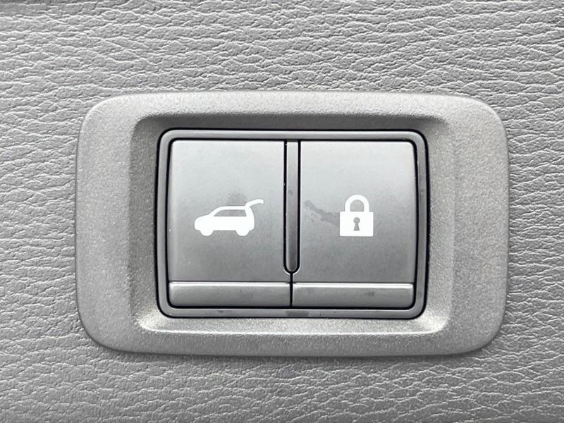 2022 Mitsubishi OUTLANDER PHEV 5LA-GN0W (UW-6aaa0858c603f)[21]