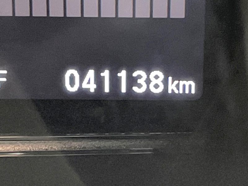 2017 Honda Fit Hybrid DAA-GP5 (UW-6aaa085e6944d)[2]