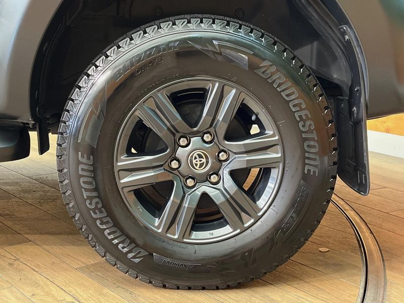 2021 Toyota Hilux 3DF-GUN125 (UW-6aaa08782955d)[14]