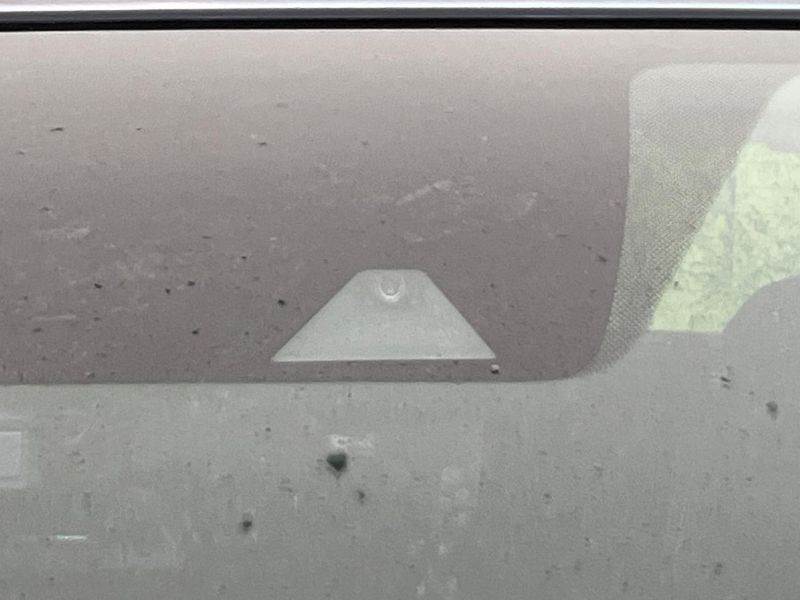 2018 Nissan Note DAA-HE12 (UW-6aaa088d5b4dc)[19]