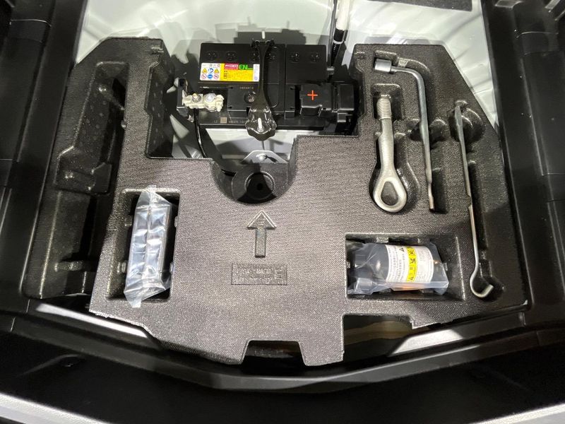 2018 Nissan Note DAA-HE12 (UW-6aaa088db2922)[15]
