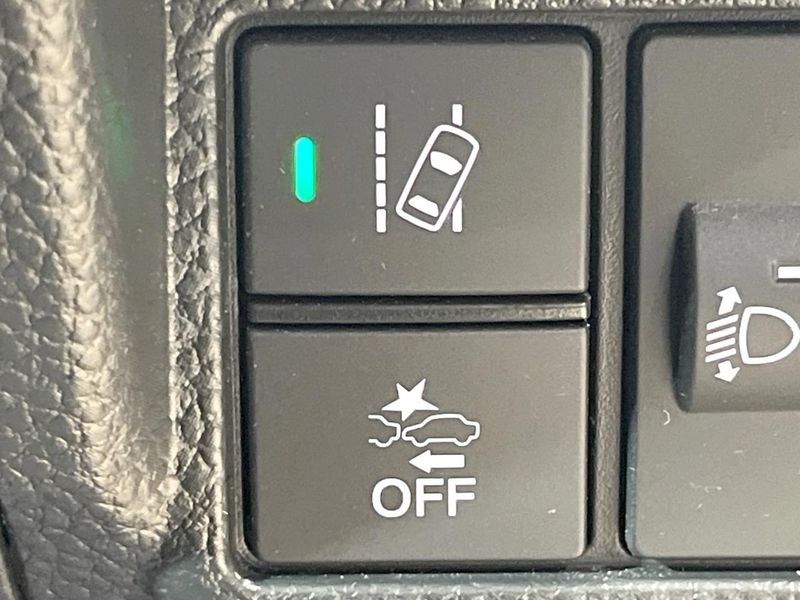 2023 Honda N-BOX CUSTOM 6BA-JF3 (UW-6aaa08f99fb94)[11]