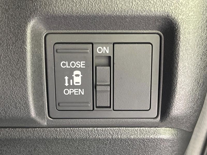 2025 Honda N-BOX CUSTOM 6BA-JF5 (UW-6aaa0906f3e01)[9]