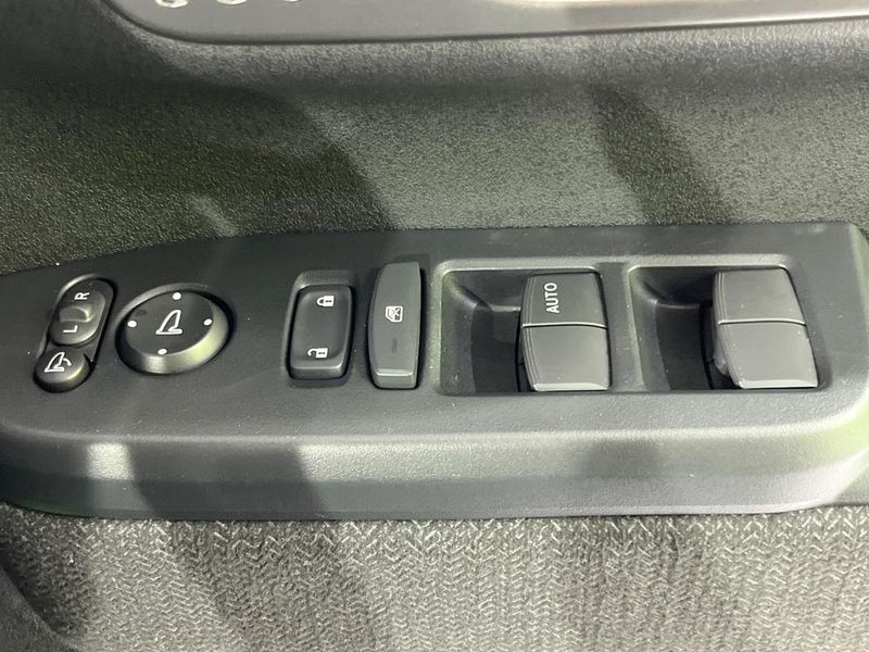 2025 Honda N-BOX CUSTOM 6BA-JF5 (UW-6aaa0906f3e01)[7]