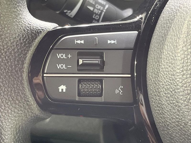 2025 Honda N-BOX CUSTOM 6BA-JF5 (UW-6aaa0906f3e01)[22]