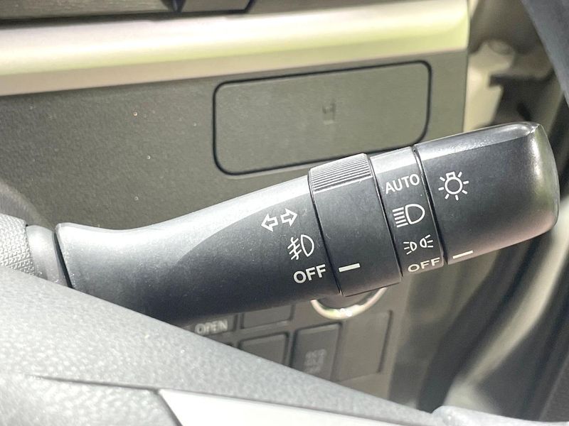 2014 Daihatsu Tanto DBA-LA600S (UW-6aaa096a33f01)[20]