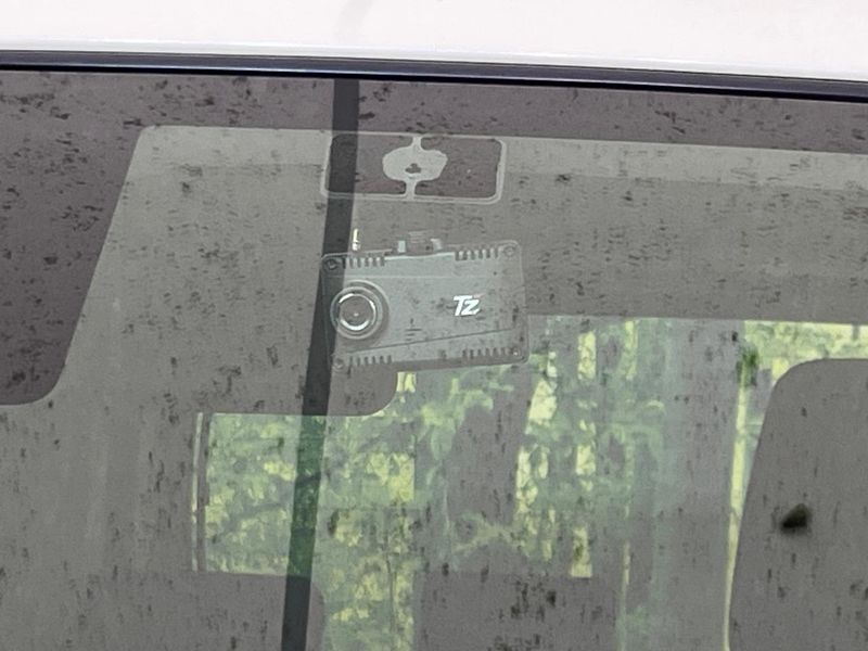 2017 Toyota Roomy DBA-M900A (UW-6aaa09a66dc74)[9]