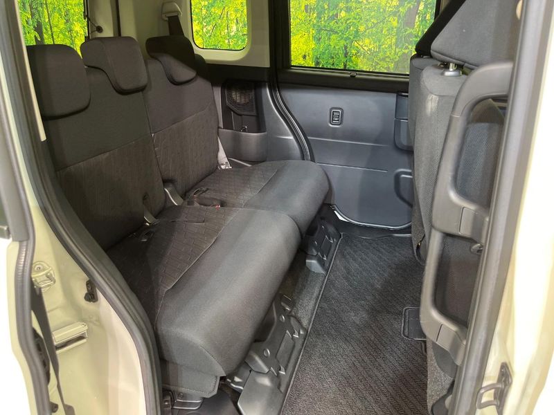 2017 Toyota Roomy DBA-M900A (UW-6aaa09a66dc74)[25]