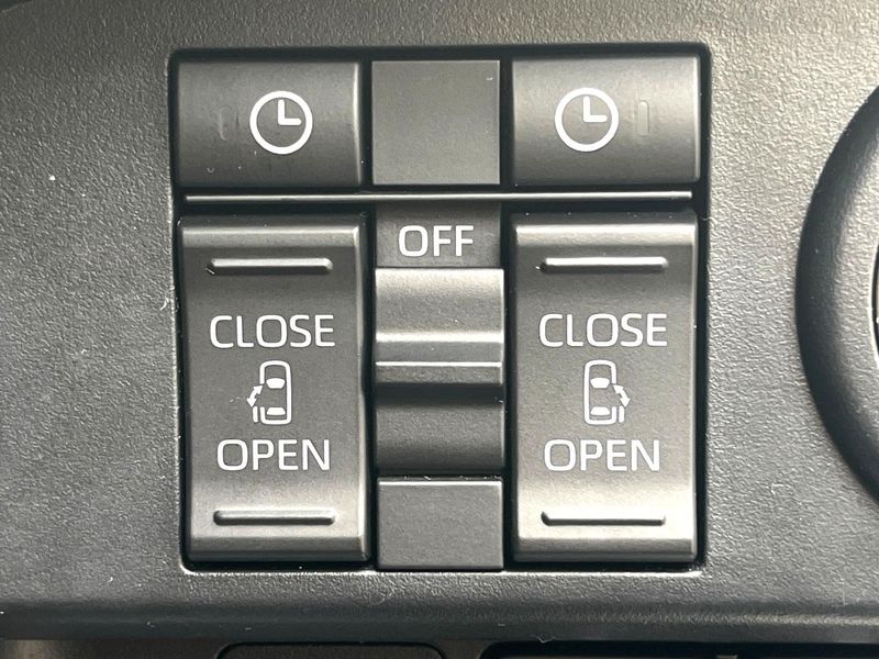 2021 Toyota Roomy 5BA-M900A (UW-6aaa09b02b6d6)[18]