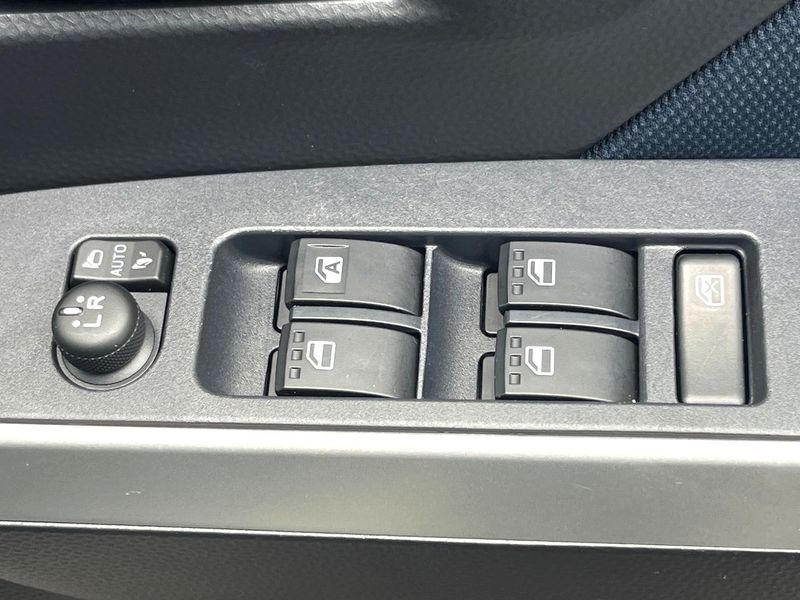 2021 Toyota Roomy 5BA-M900A (UW-6aaa09b02b6d6)[17]