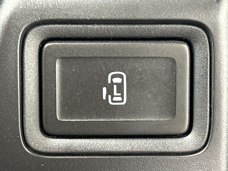 2018 Suzuki Solio DAA-MA36S (UW-6aaa09bfa705d)[9]