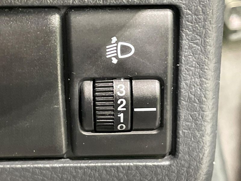 2011 Nissan Moco DBA-MG33S (UW-6aaa09d9ae6ff)[21]