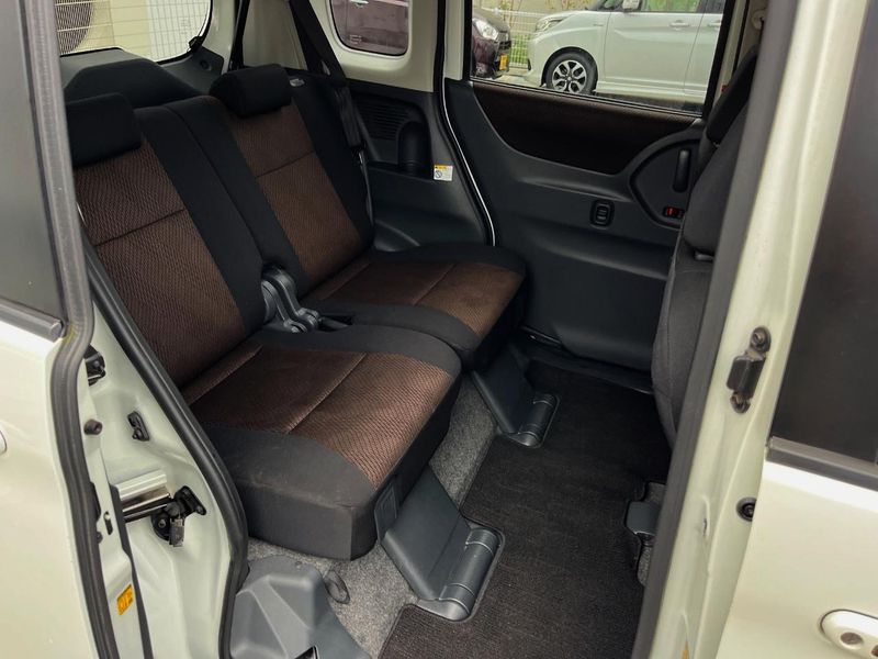 2011 Nissan Roox DBA-ML21S (UW-6aaa0a06929dd)[18]