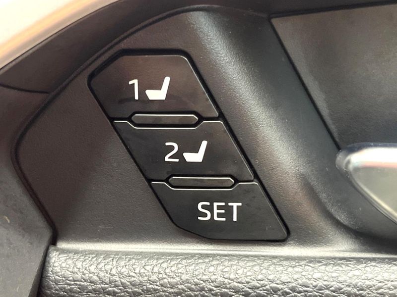 2022 Toyota RAV4 6BA-MXAA54 (UW-6aaa0a3621e9d)[20]