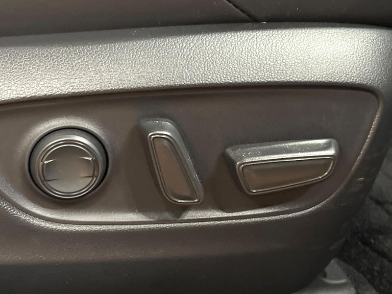2025 Toyota RAV4 6BA-MXAA54 (UW-6aaa0a3b8b522)[28]