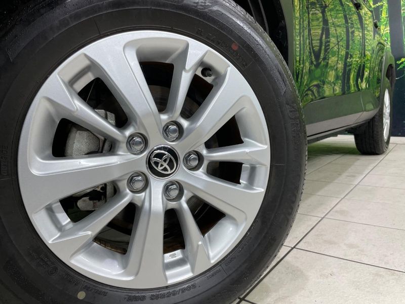 2021 Toyota Yaris Cross 6AA-MXPJ10 (UW-6aaa0a4d850c3)[5]