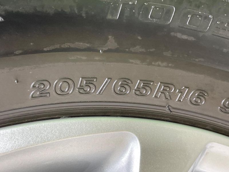 2021 Toyota Yaris Cross 6AA-MXPJ10 (UW-6aaa0a4d850c3)[8]