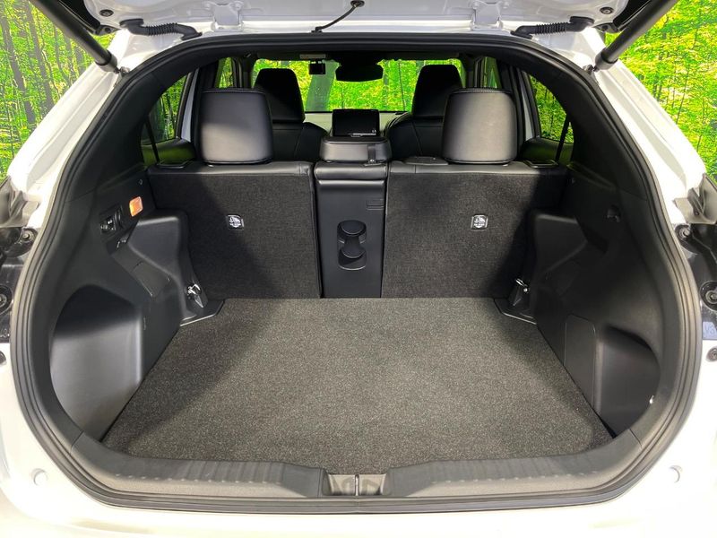 2024 Toyota Yaris Cross 6AA-MXPJ15 (UW-6aaa0a57d26b5)[27]