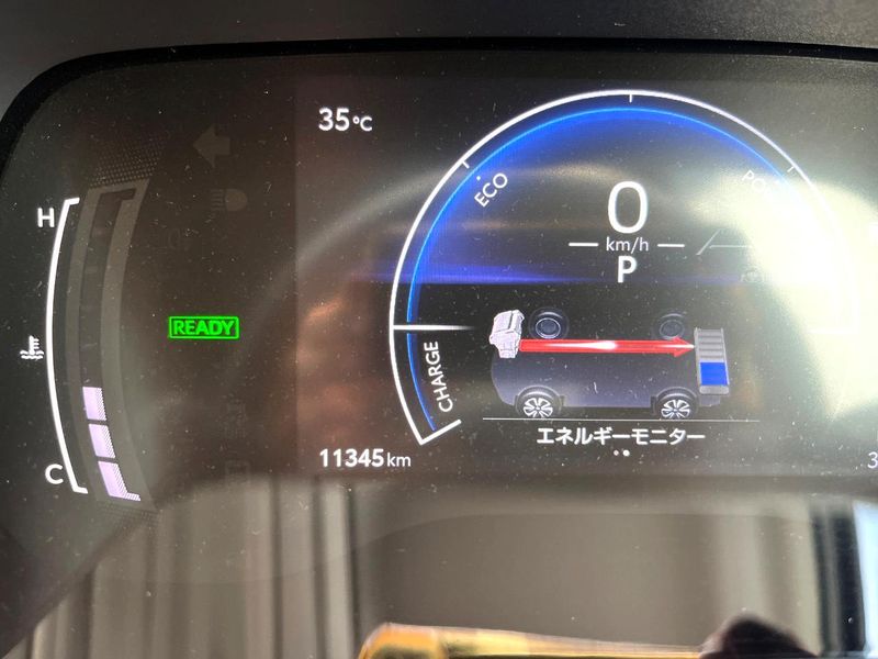 2025 Toyota Sienta 6AA-MXPL10G (UW-6aaa0a66b3bea)[2]