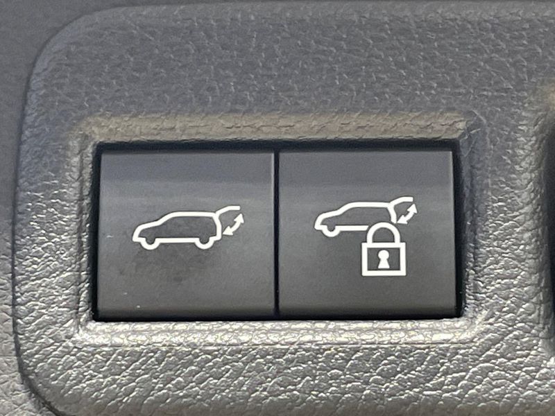 2023 Toyota Harrier 6BA-MXUA80 (UW-6aaa0a75a6782)[22]
