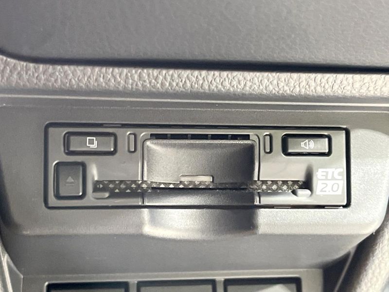 2023 Toyota Prius 6AA-MXWH60 (UW-6aaa0a7c764c0)[10]